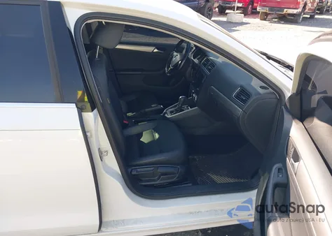 2018 Volkswagen Jetta Se/Wolfsburg из США, поврежденный, VIN 3VWDB7AJ5JM214277